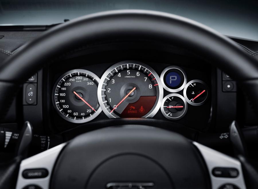  Nissan GT-R 2008 года  (фото 70 из 71)